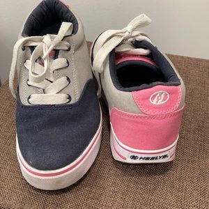 Size 3 heelys